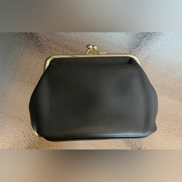 Dooney & Bourke Small Leather Framed Credit Card Coin Wallet 👛 - Picture 2 of 6